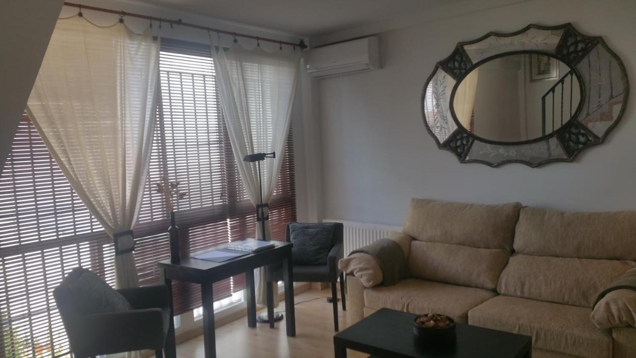 Acogedor Duplex En El Centro - Wifi Apartman Sevilla Kültér fotó